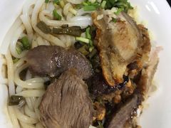 -牛八宝桂林米粉(八里庄店)