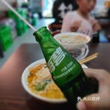 带上汴梁大汤包去吃螺蛳粉