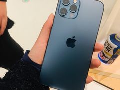 -Apple零售店(玄武湖店)