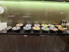 自助调料区-八合里潮汕鲜牛肉火锅(吉大店)