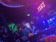 -vimi便利店酒吧