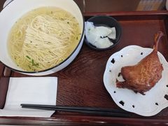 -百年老字号·观振兴蟹黄面·三虾面·苏式面(观前街富仁坊巷店)