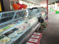-小赖鱼馆·铁锅炖(官厅水库店)