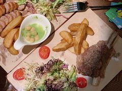 -The Cheebat 锌吧·Bistro(体育西店)