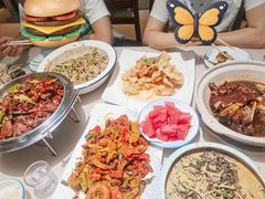 -老码头黑皮肘子锅包肉(赣水路店)