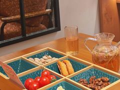 -米漾酒店(深圳会展中心岗厦地铁站店)