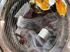 -围炉肉舍•炭烤活鳗•丹东海鲜烤肉(步行街店)