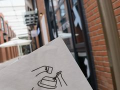 -HUGS coffee(东区店)