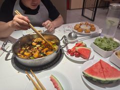 -七欣天香辣蟹火锅(闵行浦江欢乐颂店)