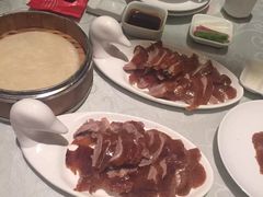 -湖庭壹品鸭王·传统北京烤鸭·别墅私房菜·庭院宵夜(江宁店)