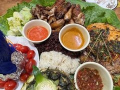 -沐毫傣泐云南菜孔雀宴•手抓饭傣味烧烤(曼听公园店)