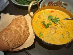 -大头虾越式风味餐厅(光明广场店)