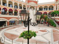 -佛罗伦萨小镇广佛名品奥特莱斯(疏港路店)