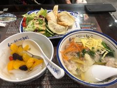 -长人馄饨铺(解放街店)