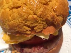 广州首创Big Men菠萝包-敏华冰厅(天河城店)