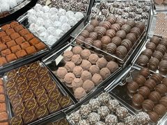 -Laderach 莱德拉(上海环贸iapm店)