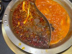 -沸炉重庆老火锅(军事博物馆店)