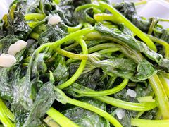 -黄记四更烤乳猪店