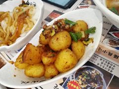 粉糯小土豆-黑白电视长沙小吃(美林M·LIVE天地东座店)