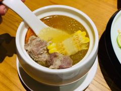 每日营养例汤-隔壁老王·家常云南菜(花巷店)