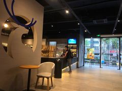 -瑞幸咖啡(新世界中心店)