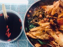 -红鼻子桂林米粉(金唐新光界店)