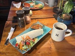 -蓝壁虎咖啡酒馆