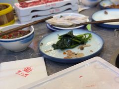-罗二娘·鲜切牛自助火锅(罗湖东门步行街店)