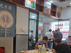 -香辉食馆(新兴路店)