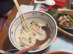 -雀舞云南菜(天津天河城购物中心店)