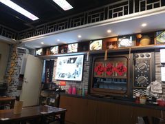 大堂-黑白电视长沙小吃(美林M·LIVE天地东座店)