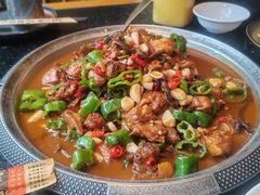 -侯志伟老街炒鸡(广济街店)