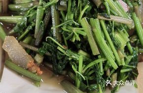 Wild Celery Stir-fried with Salted Pork