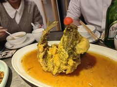 糖醋鲤鱼-闫府私房菜·百年鲁菜(恒隆店)