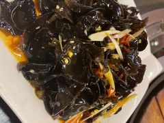 -人民公社铁锅炖·东北菜(卫国道店)