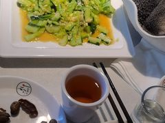 -茅草房·河畔园林火锅