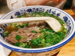 -嘻小北·兰州清汤牛肉面(太平洋森活天地店)