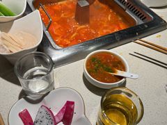 -海底捞火锅鲜切牛肉主题店(长寿路店)