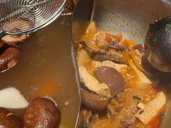 -左庭右院鲜牛肉火锅(金山万达店)