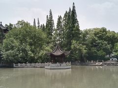 -汇龙潭