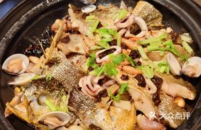 Old Cabbage Pickle Baked Yellow Croaker