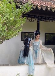 -梦回汉唐汉服旗袍体验馆(拙政园店)