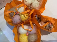 -白玉兰食品甜凤店(合生汇店)