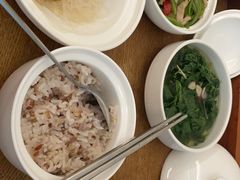 -雪梅月子中心(华侨城店)