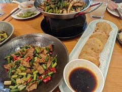-莲餐厅·湖北菜·潜江小龙虾店(愚园路店)