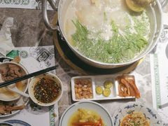 -禄婶鸡煲·打边炉