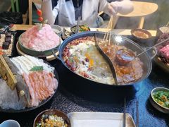 -鹿鸣山草本茶香火锅(园西路店)