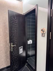 -威思丽高温瑜伽会馆