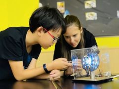 -神奇科学家STEAM科学实验科创赛事机器人编程逻辑思维MadScience(长宁来福士校区)