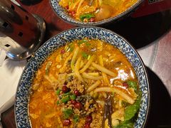 -粉家柳州螺蛳粉(杨宅路店)